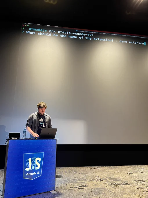 Max on stage live coding