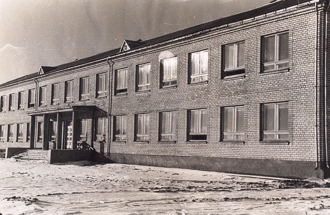 Cieceres internātskolas jaunais korpuss, 1963. gads