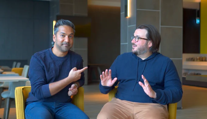 Taz pointing at Glen who's clearly not to blame