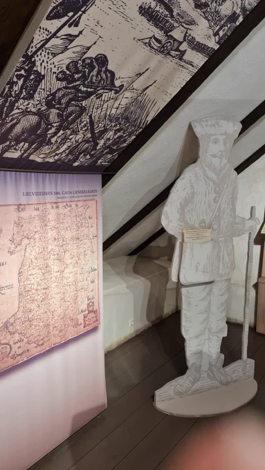 Ieskats ekspozīcijas „Turaidas pils un novads 1556 – 1776” daļā, kas vēsta par Siguldas zemnieku sūdzību, ko Jēkabs Brūnis 1692. gadā nogādā Zviedrijas karalim.
Jēkabs Brūnis ir kāds Siguldas dzimtcilvēks. Agrāk dzīvojis Siguldas Vecvēveros uz ¼ arkla zemes un sūtījis uz muižas klaušām vienu meitu. Pēkšņi viņš bez jebkāda iemesla esot sakrāvis savu mantu vezumā un aizbēdzis uz Rīgu, kur apmeties uz dzīvi kāda pilsoņa muižiņā. Acīmredzot tur Brūnis arī dzirdējis par sūdzību vešanu Zviedrijas karalim. Pēc Koškila aiziešanas no Siguldas 1698. gadā Brūnis atgriežas un saņem zemi pie Umurezera. Viņš joprojām turpina sūdzību rakstīšanu, par ko tiek apsūdzēts neslavas celšanā muižas pārvaldniekam un mācītājam, padzīts no Umurzemes un vēl turēts ieslēgts soda bluķī. Ar mācītāju Brūnim izdodas salabt. No 1706. līdz 1708. gadam viņš kalpo par ķesteri un zvaniķi Siguldas baznīcā un ar sievu un bērniem dzīvo Ķiparu mājās. Iespējams, ka Brūnis mirst 1710. gada mērī, jo 1712. gadā sastādītajā saraks