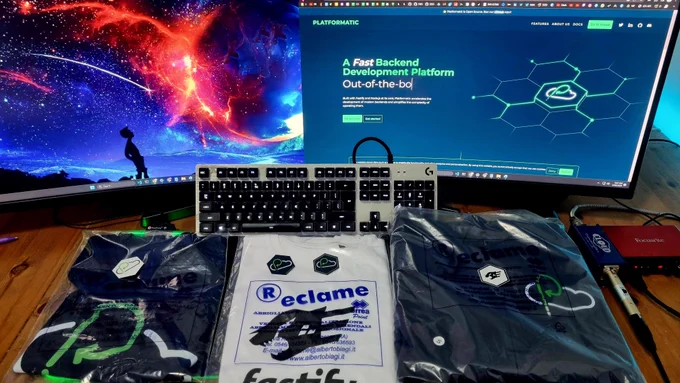 t-shirts and hoodie, platformatic website 