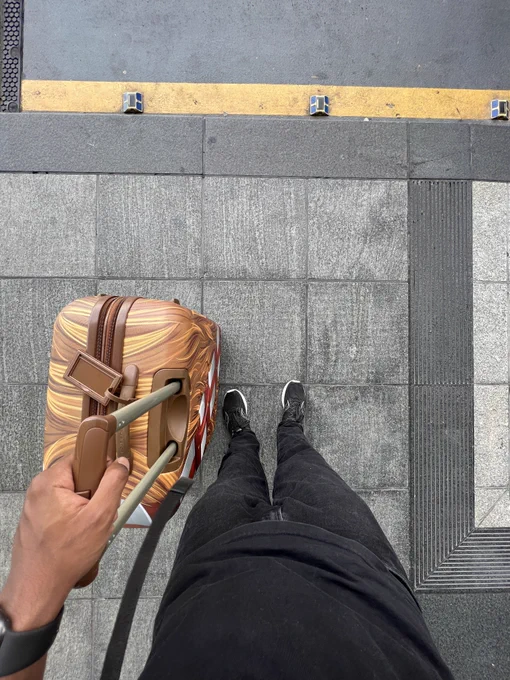Teju at the airport again