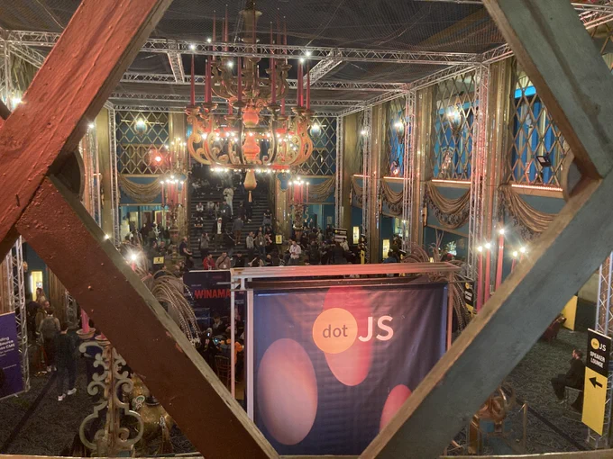 Les Folies Bergères