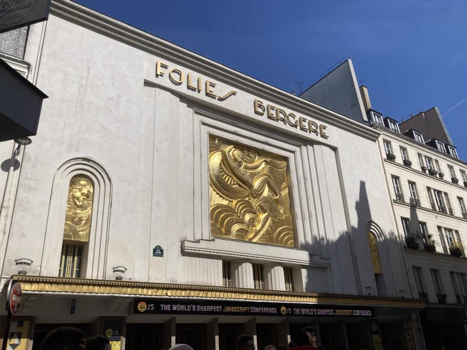 Les Folies Bergères