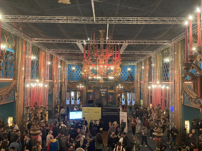 Les Folies Bergères
