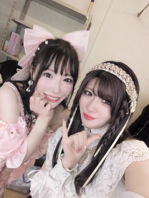 アクセサリーファンになってくれた嬉しすぎ＆大切なさちみん(*ˊ˘ˋ*)𓂃𓂂ꕤ*.ﾟ
昨日はたくさんアクセサリーが可愛いさちみんの手に渡ってくれて嬉しい✨✨✨✨

対バンする度に新作出したくなっちゃうやーつ(っ´ω`ｃ)💕💖💝
これからもよろしくね🙏✨✨✨✨