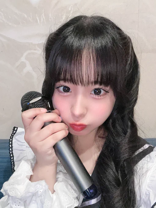《Comfy 完全無銭LIVE》お写真ちがうごめんね🤦‍♀️
1.可変三連MIXをおぼえる歌
2.明日テンキになあれ
3.アイドルライフスターターパック
4.Dear my⋯